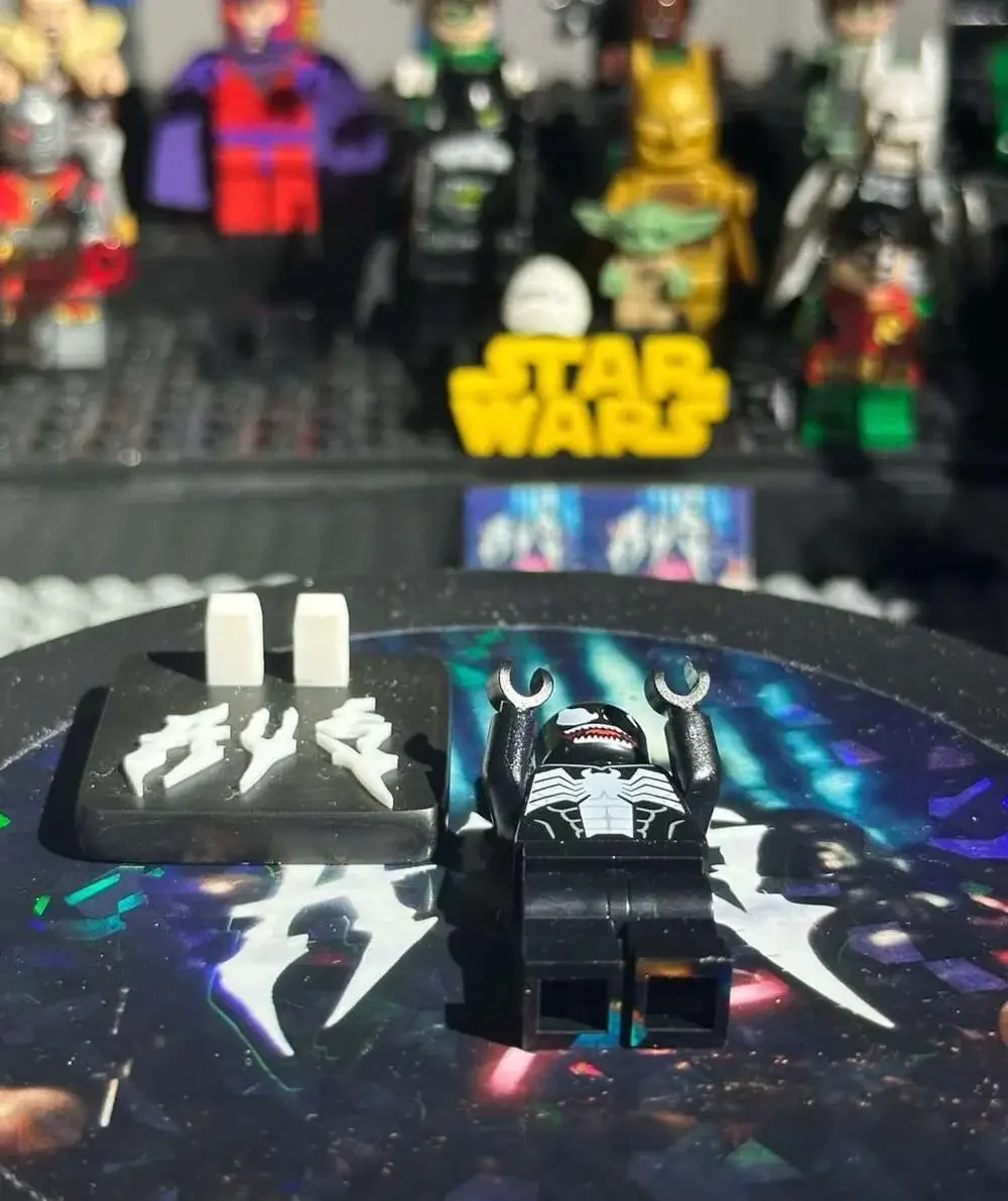 LEGO Marvel Venom Minifigure with White Chest Spider and Red Mouth on Display St